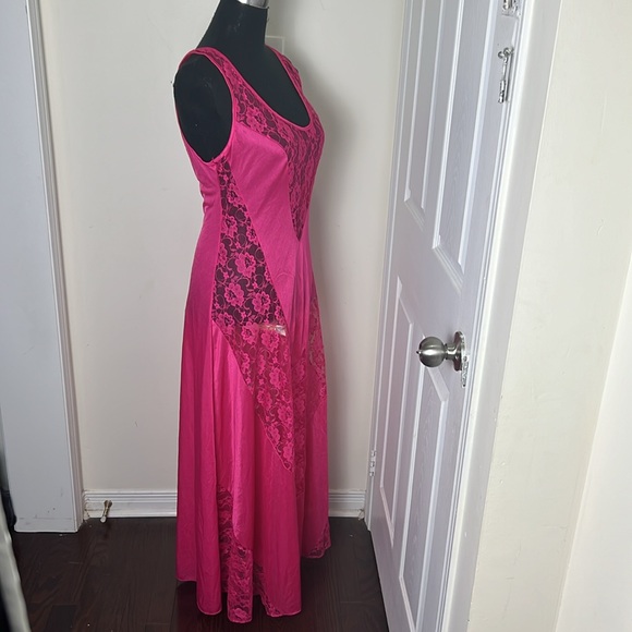 Vintage 80’s Y2K Pink Nylon Glam Rock Lace Nightgown Lingerie Size Medium - Picture 3 of 16